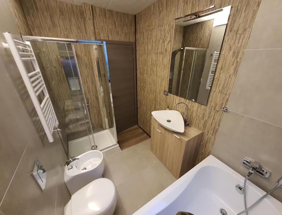 Villa Cristallo Private Apartment Fontanelice Екстериор снимка