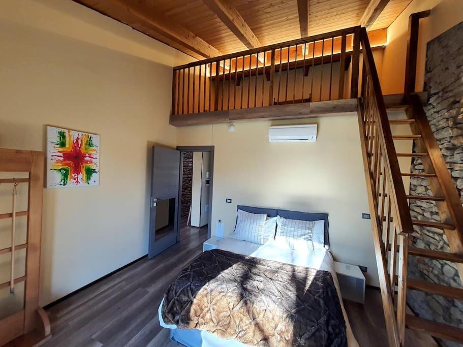 Villa Cristallo Private Apartment Fontanelice Екстериор снимка